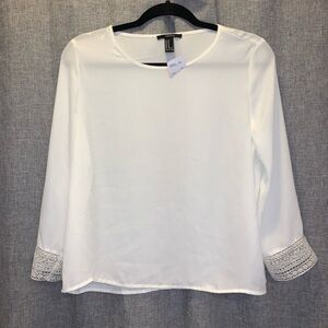 Forever 21 Womens semi sheer lace sleeve top medium NWT